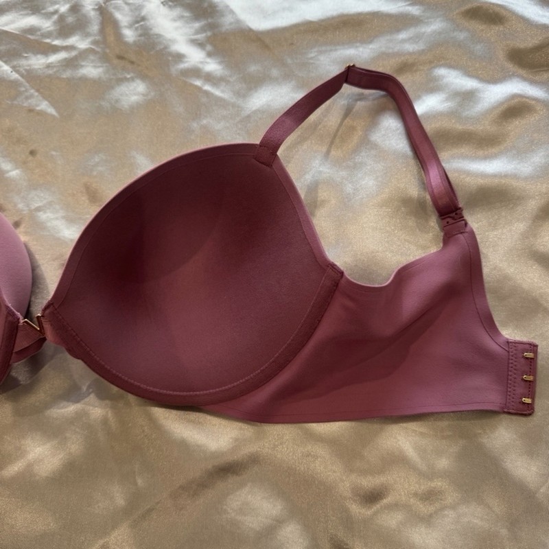 Victoria’s Secret Bra Rose Pink Underwire Bra 36DDD / 36F