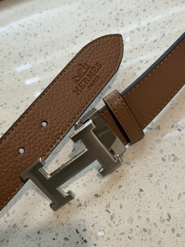 Hermès Men’s Brown Dress Belt Silver H Logo Buckle 1.25in Size 40