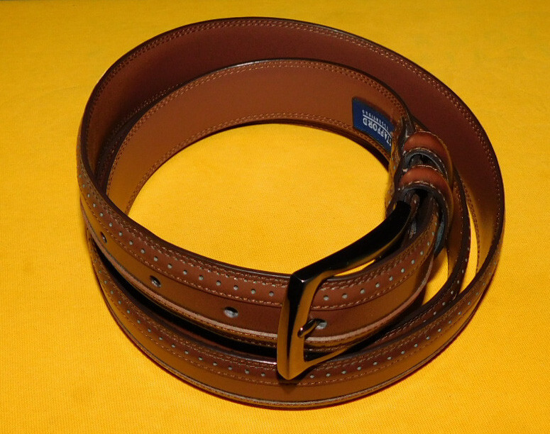 STAFFORD BROWN GENUINE BONDED LEATHER NEW WITHOUT TAGS BELT SIZE 48-50″.