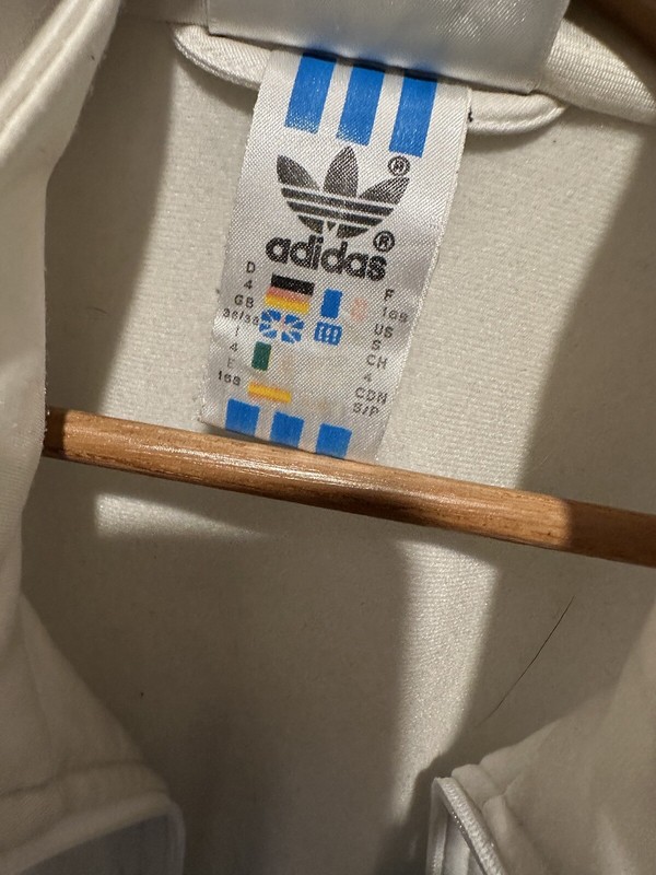 Adidas Windbreaker Jacket Size M 🏸🏸🏸 Retro Vintage Track JACKET 90s 90s gallery