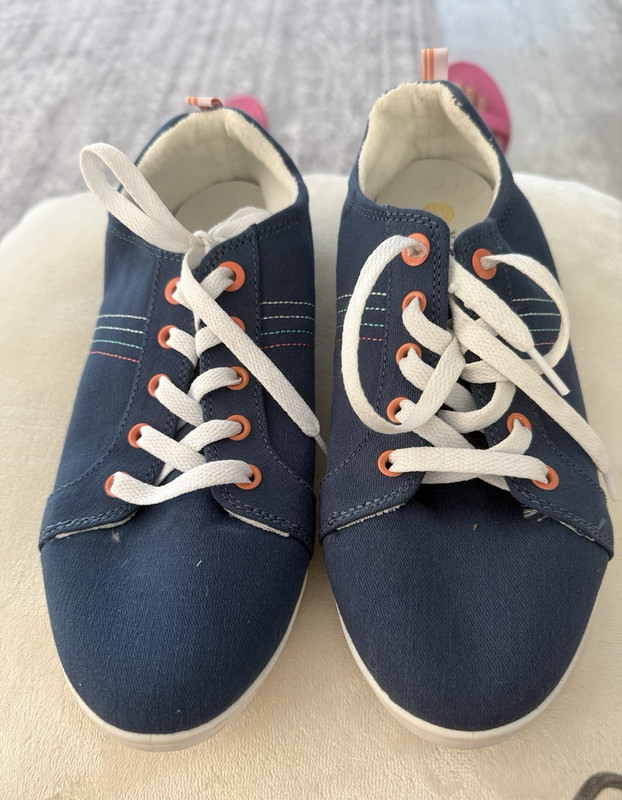 Vionic Beach Stinson Women’s 11 M Canvas Lace-Up Low Top Casual Sneakers Blue