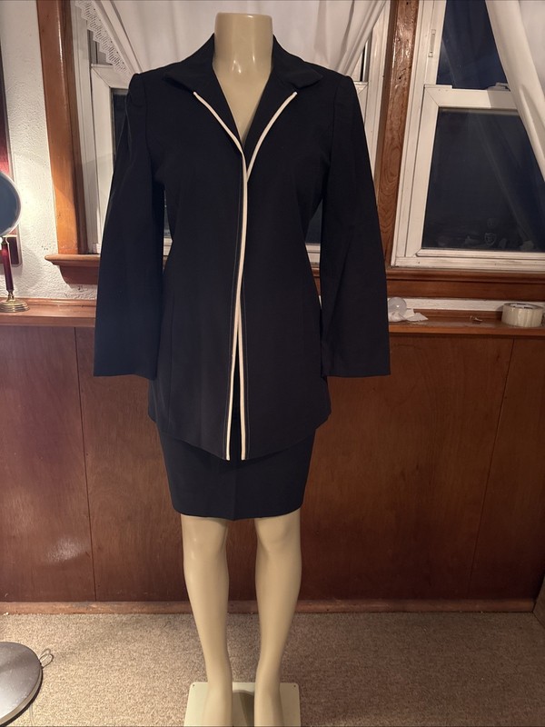 Linda Allard Ellen Tracy Black Skirt Suit Sz 8