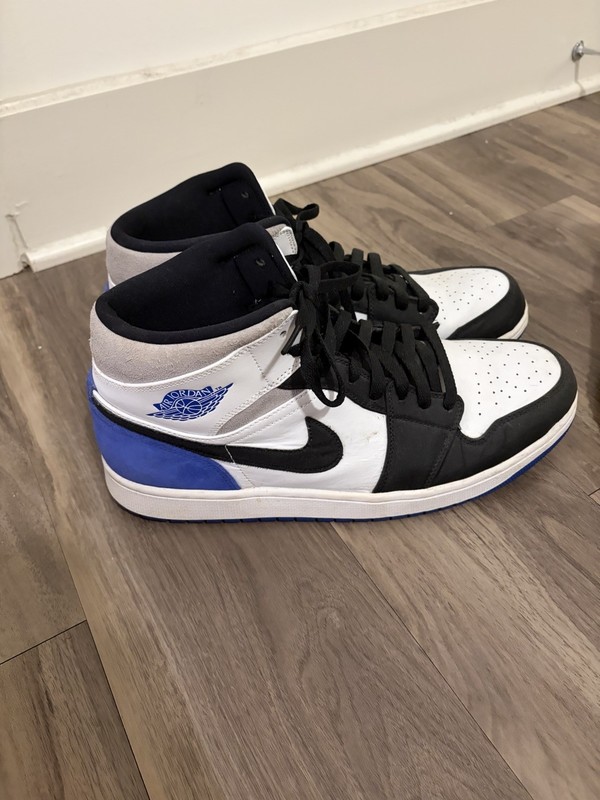 Jordan 1 Mid SE Game Royal