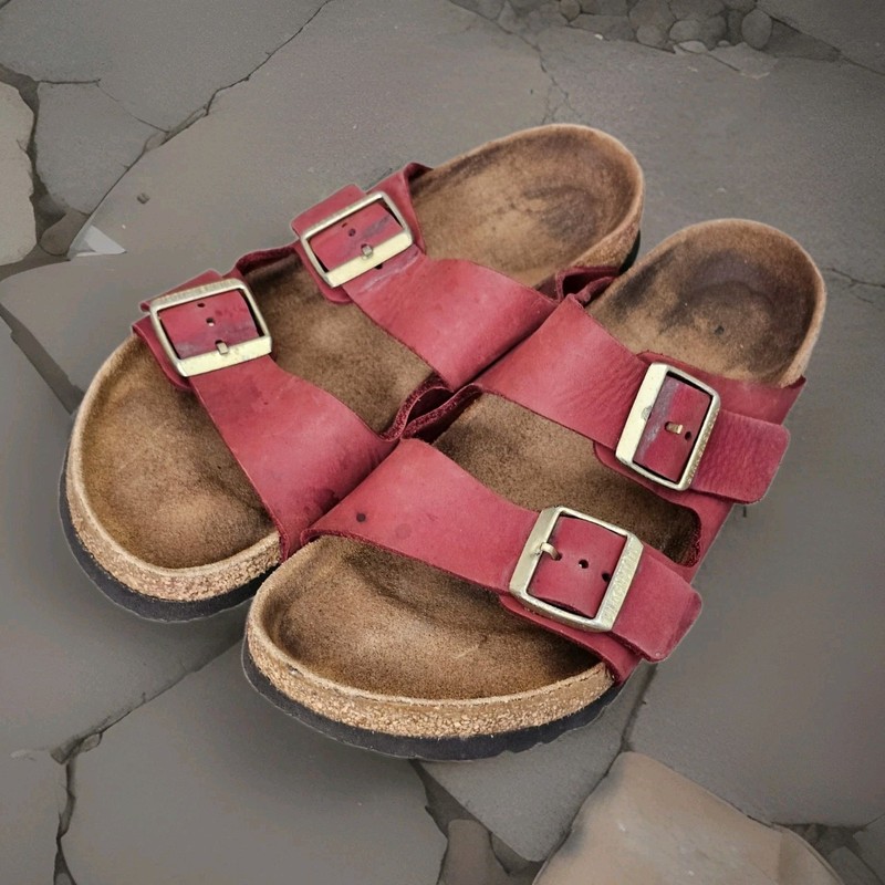 Birkenstock Arizona Habana Oiled Women’s EUR 37 US 6-6.5 Burgundy Sandal