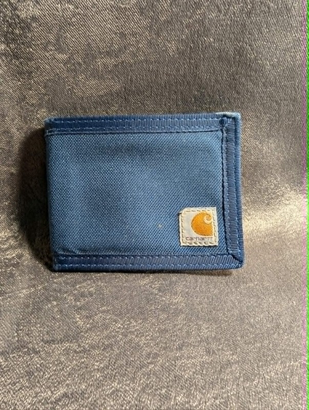 Carhartt Canvas/Nylon Wallet – slight discoloration on corner -see photos