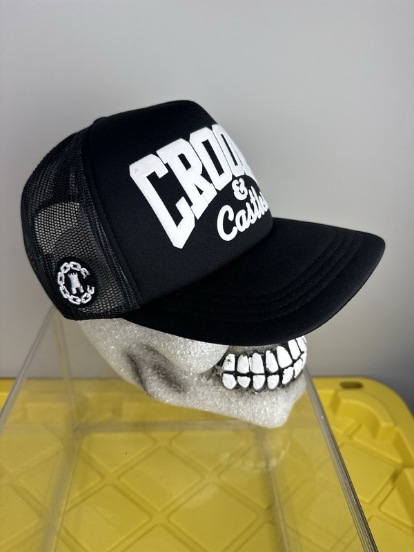 Vintage Crooks & Castles Snapback Hat Y2K Chain Logo Black White Mesh Back Cap