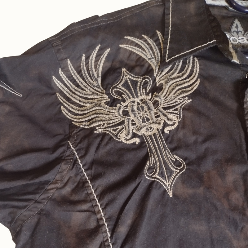 Roar Buckle Mens XXL Black Embroidered Cross Button Up Shirt Y2K Western Grunge gallery