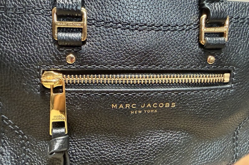 Marc Jacobs Mini Cruiser Satchel Black Pebbled Leather Gold Hardware Crossbody gallery