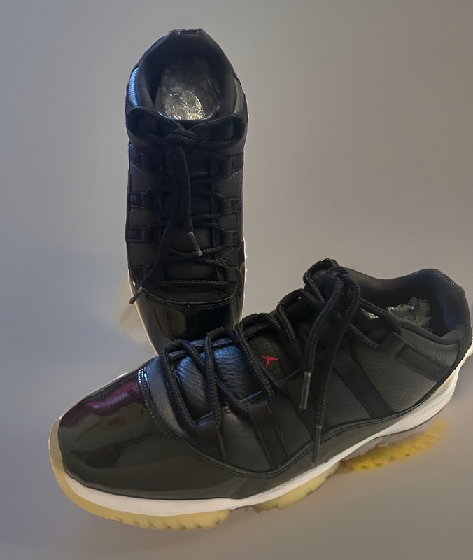 Men’s Size 11 - Jordan 11 Retro Low 72-10 gallery