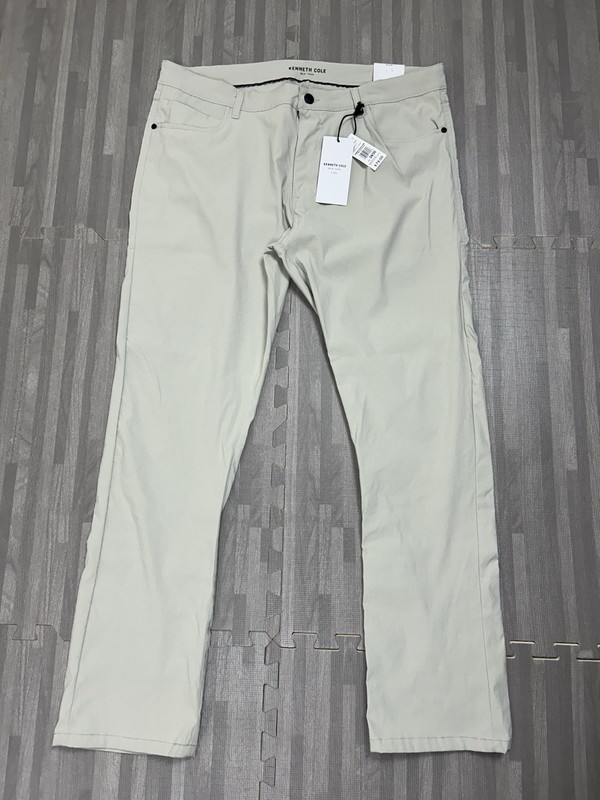 Kenneth Cole Golf Techni-Cole Chino Tech Pants Mens Size 38 x 30 Ivory $79