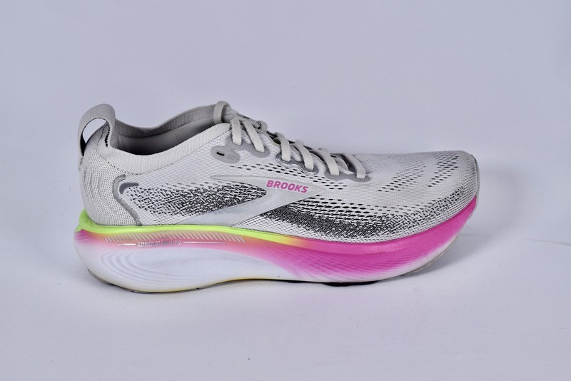 Brooks Women’s Adrenaline GTS 25 1204431B053 Gray Running Shoes Size 9 B Sneaker