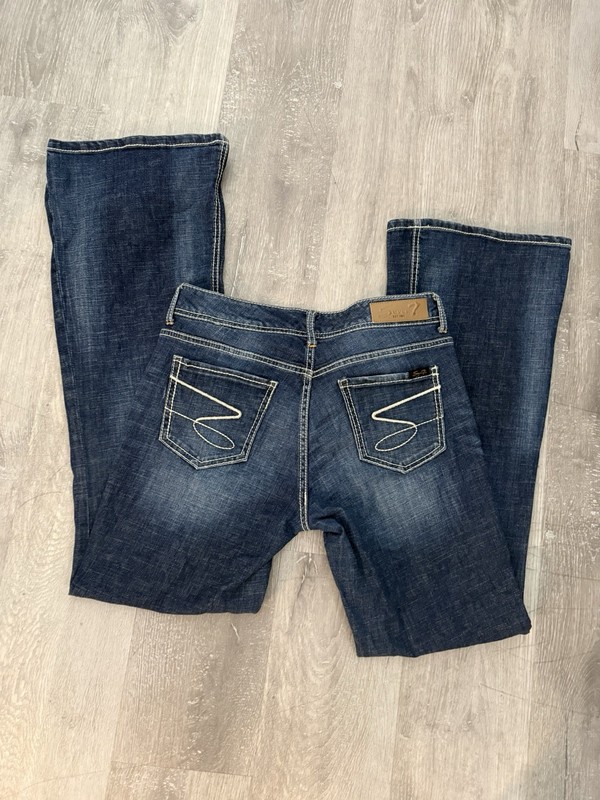 Seven7 Women's Blue Jeans, Size 10, Flare Boot Cut, Premium Denim gallery