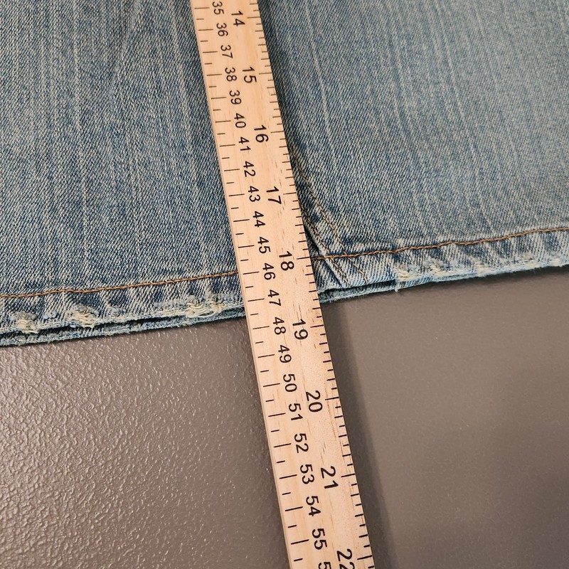 Levi's Jeans Denim Skirt SZ 10 Women's 19" Length 5 Pockets Stretch Light Wash gallery