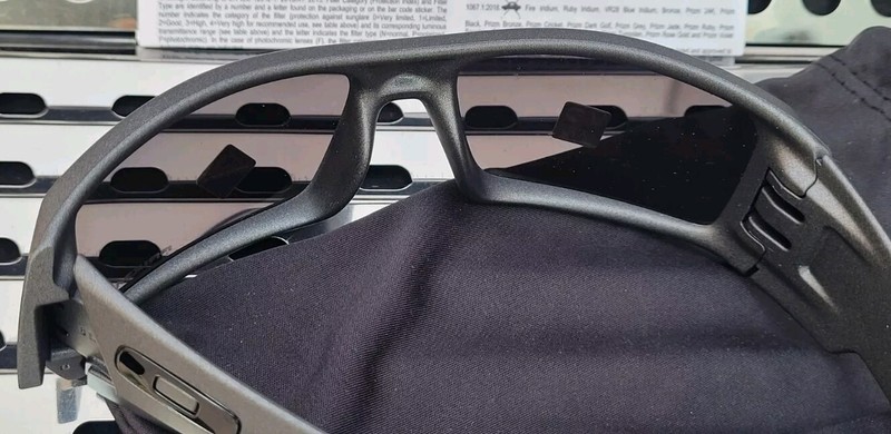 New Oakley GASCAN 9014-3560 Sunglasses Matte Steel w/ Prizm Black Polarized gallery