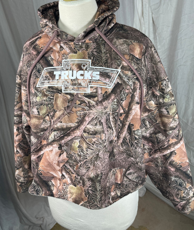 Chemistry Womens Hoodie Small Trucks Camo Crop Silverado Easy Care