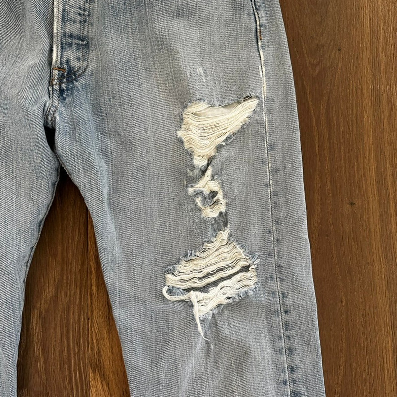 Levis 501 Jeans Mens 33x30 Blue Light Wash Faded Button Fly Distressed gallery