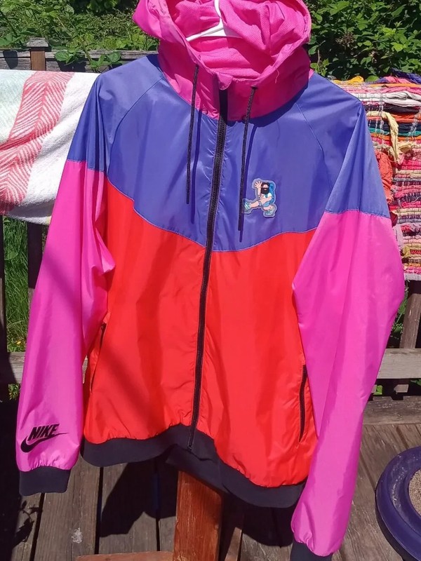 Nike Heritage Windrunner Hooded Jacket (XL)