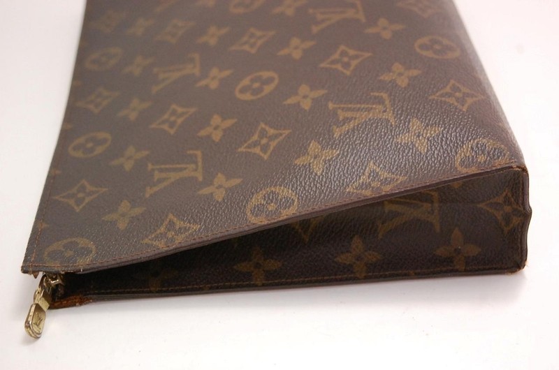 Louis Vuitton Monogram Canvas Poche Toilette Toiletry Pouch 26 0616a gallery