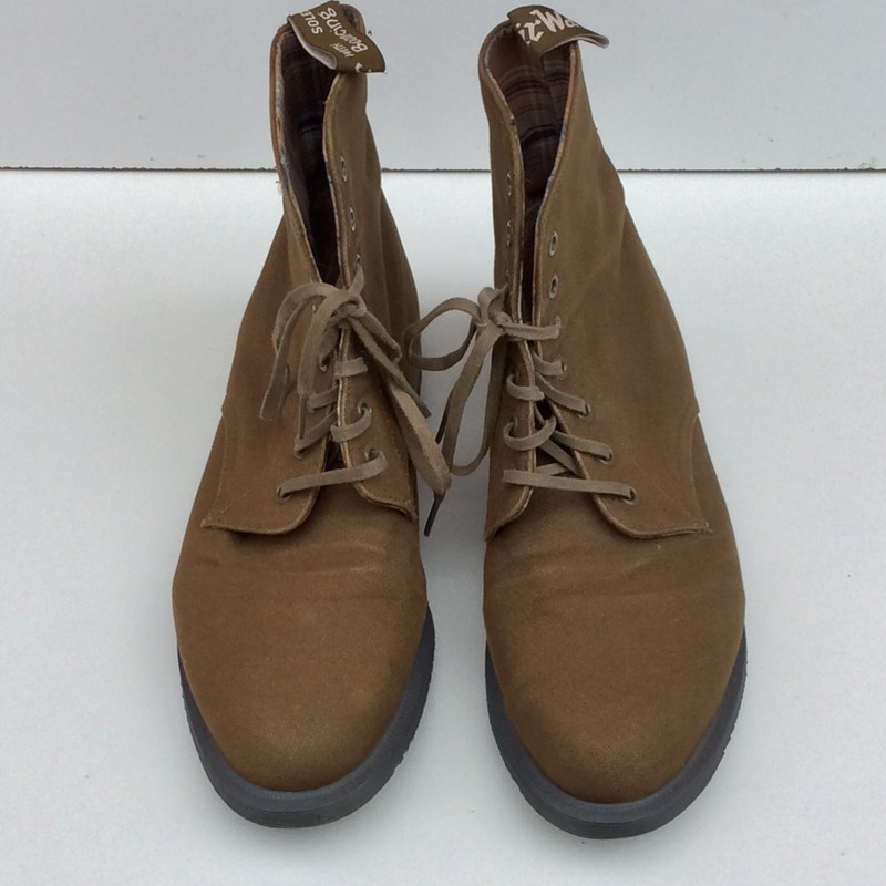 DR MARTENS Air Wair Suede Leather Boots UK 9/US 10 With Sole Bouncing gallery