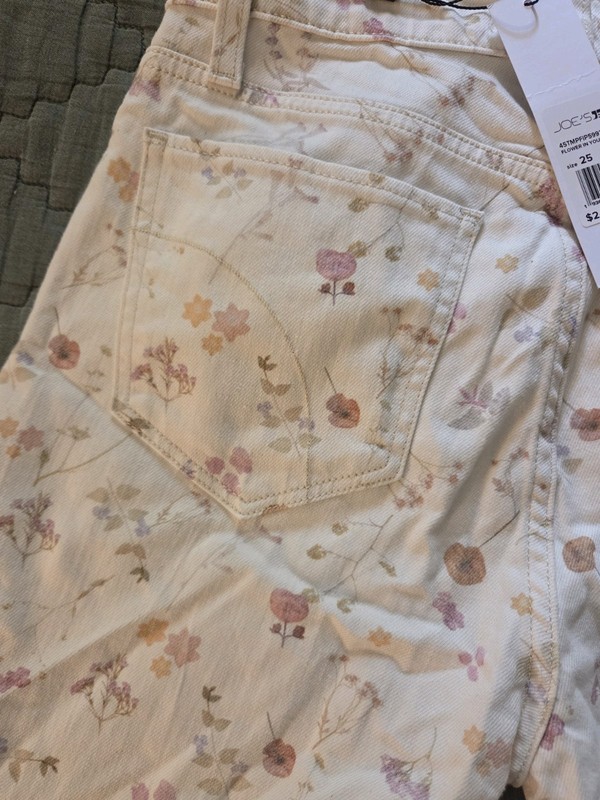 Joes Scout Mid Rise Button Fly Floral Slim Boyfriend Spring Summer Whimsical 25 gallery