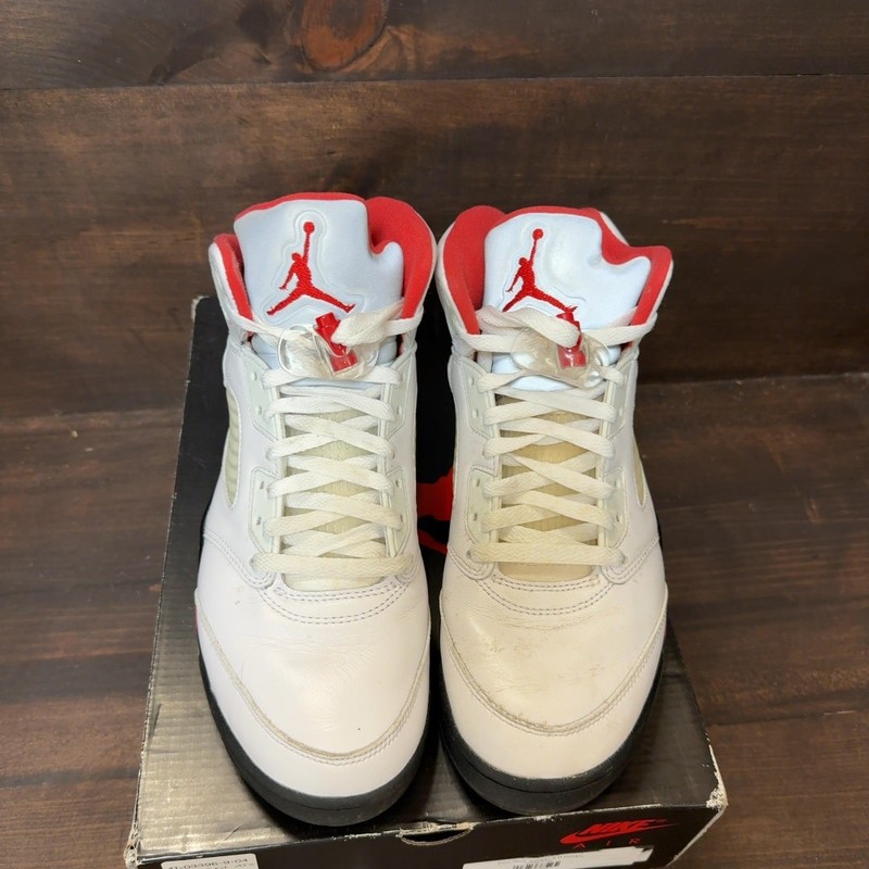 Jordan 5 Retro Fire Red Silver Tongue (2020) (Pre-Owned) - DA1911-10... Size 9.5 gallery