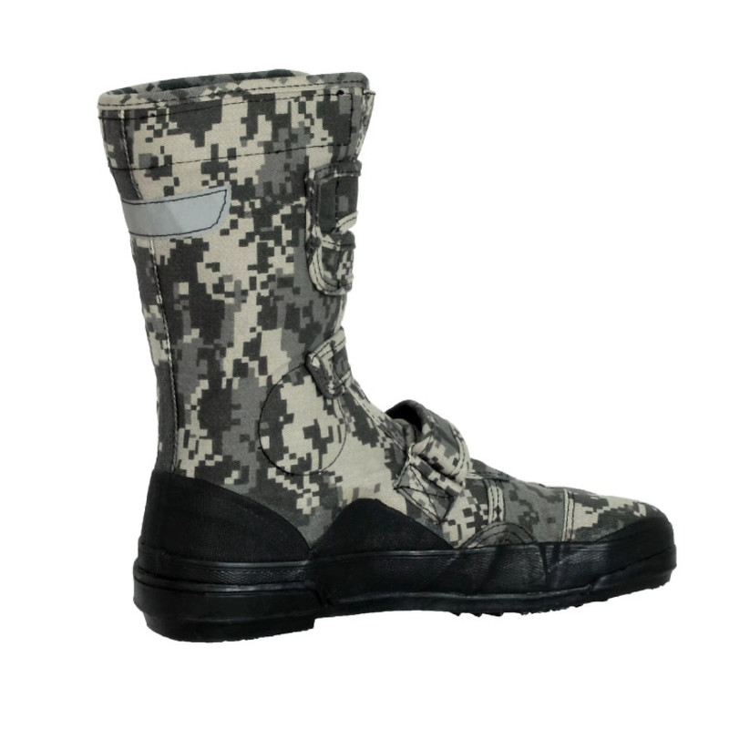 Japanese Safety Tabi Boots – VO-803 (Digital Camo) gallery