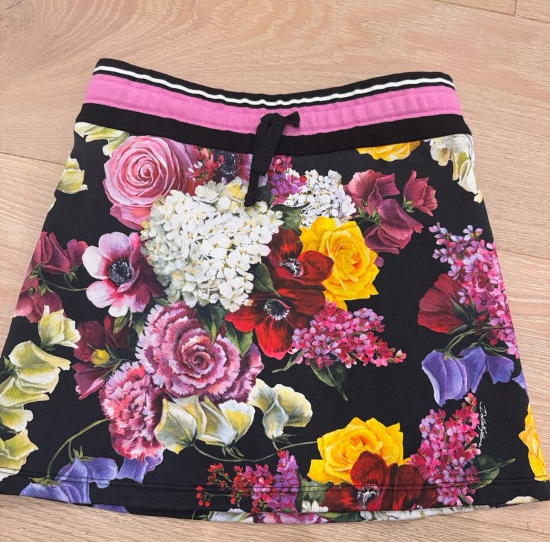 Dolce & Gabbana skirt Girls 9/10 gallery
