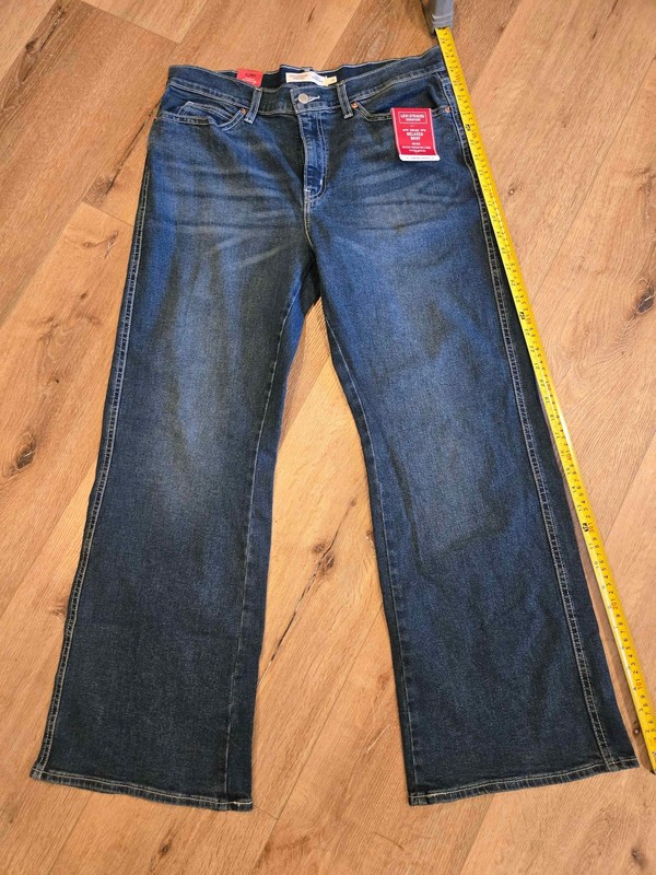 Levi strauss signature womens vintage relaxed bootcut jeans size 12 / W31