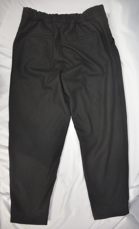 NWT $120 0P 0 P OS 0 S Black Banana Republic Tapered Pleated Wool Pant #773658 gallery
