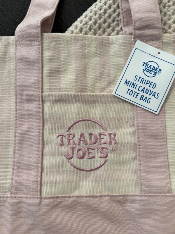 Trader Joes Limited Addition Stripped Bag—NWT-Get it before it’s gone! gallery