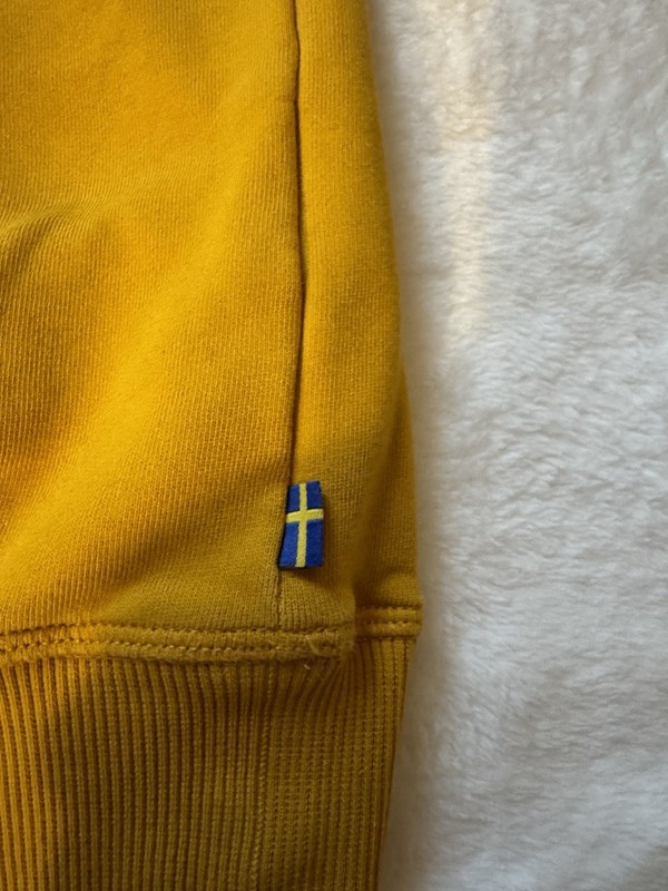 Fjällräven Men’s Crew Neck Pullover Sweater Yellow Solid Logo Size M gallery