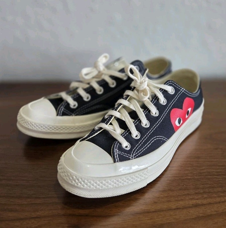 COMME DES GARCONS PLAY CONVERSE All Star Low Top Sneakers Unisex US7 - PRE-OWNED gallery