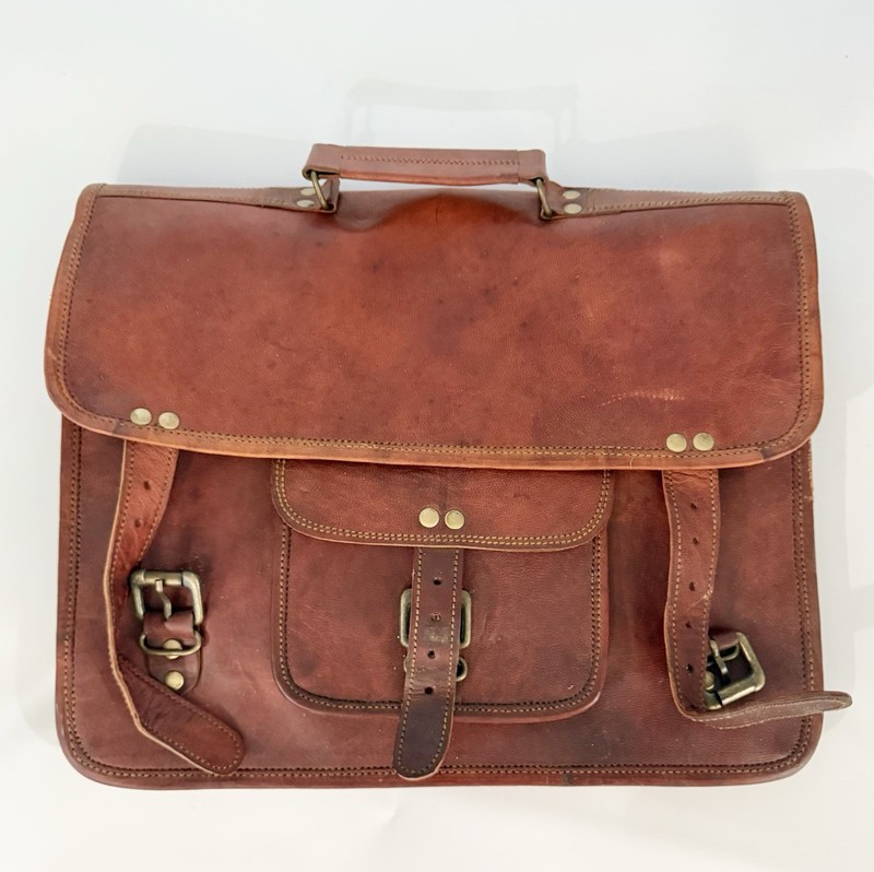Vtg Messenger Bag Brown Buckle Closure Leather Laptop Executive Briefcase Office