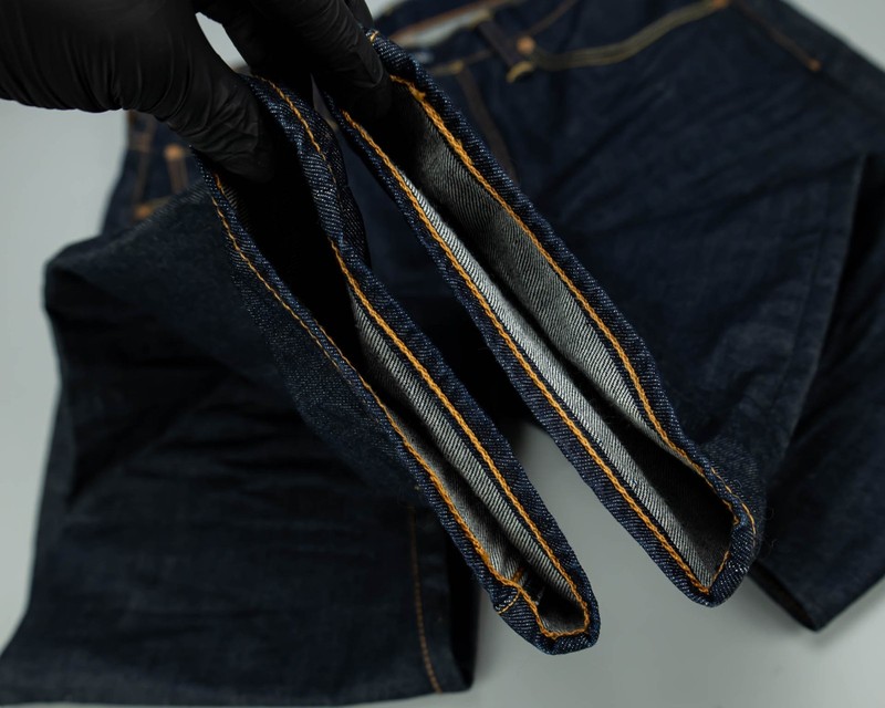 Levi’s 501 Dark Blue Denim Jeans Men’s Size W33 L30 gallery