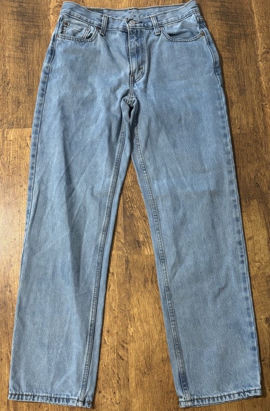 Levi’s 550 Jeans Men’s 30×32 Light Wash Relaxed Fit Tapered Denim Pants