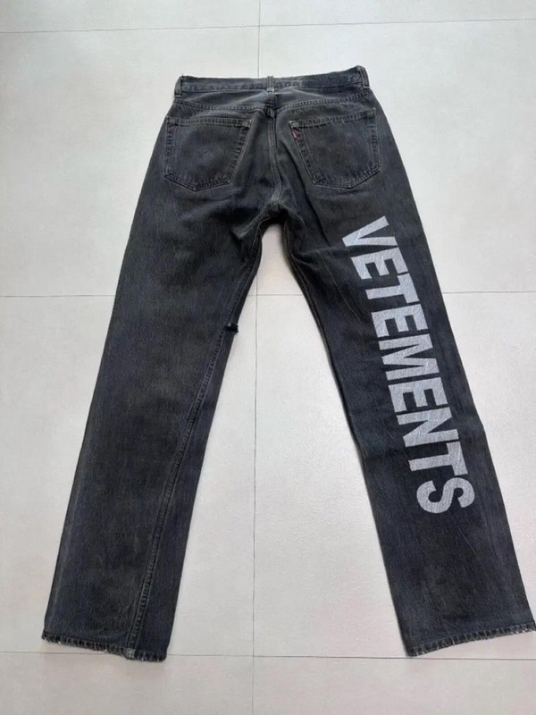 Vetements X Levi’s Back Logo Black Denim Pants