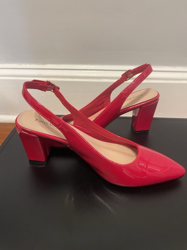 Pierre Dumas Womens Red Patent Leather Pointed Toe Slingback Buckle Size 9 gallery