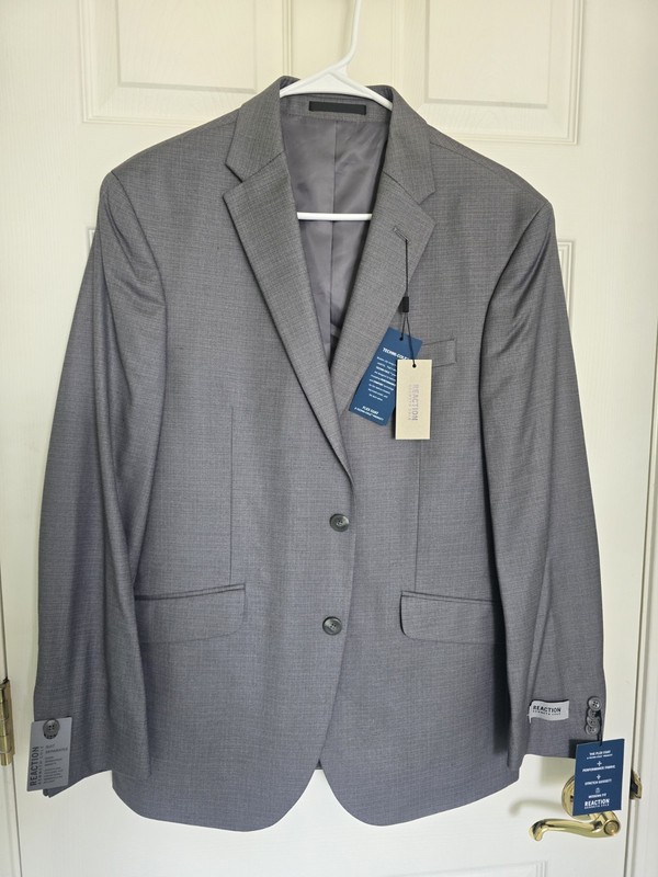 Mens Jacket Reaction Kenneth Cole, size 40 regular, Modern fit, Light Grey