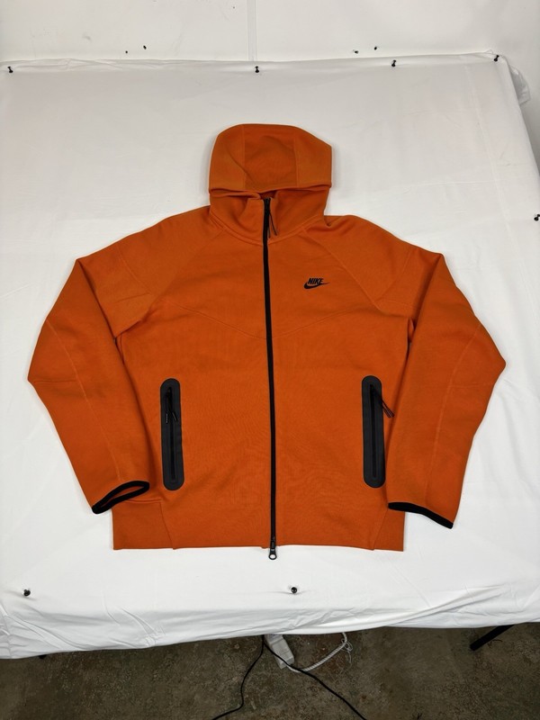 Nike Tech Fleece Windrunner Full Zip Hoodie Jacket Men’s Medium Orange FB7921
