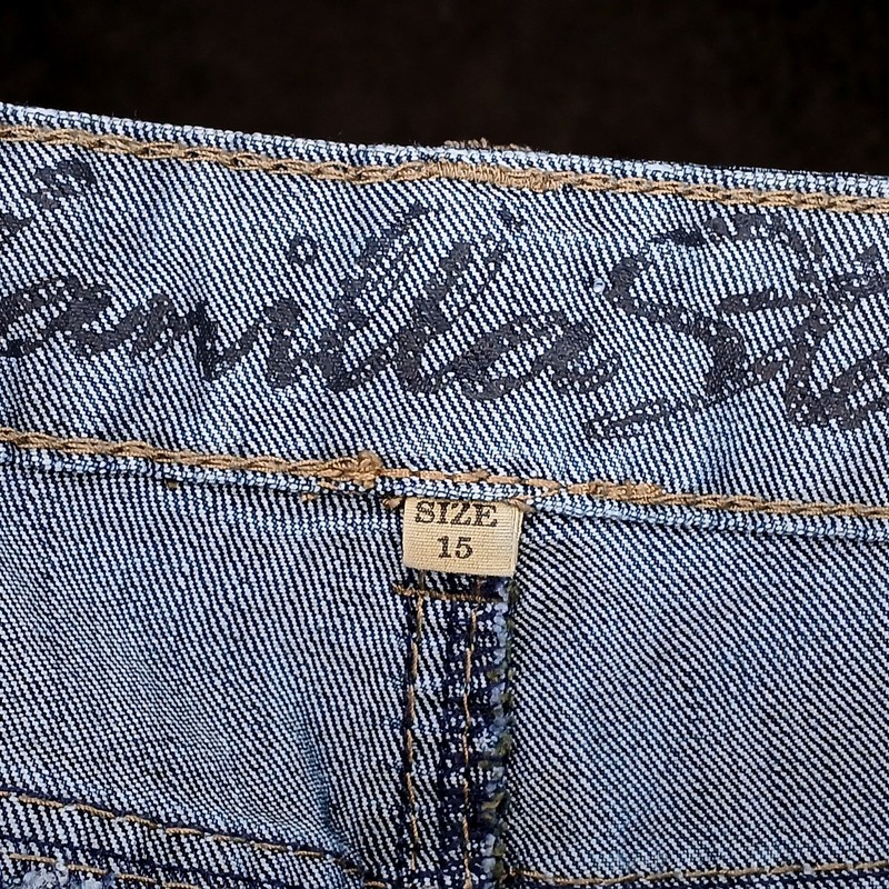 Vanilla Star womens flap pocket embroidered shorts juniors 15 stretch dark denim gallery