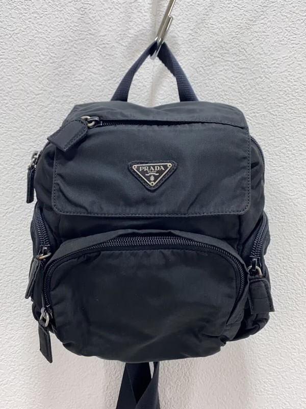 PRADA Tessuto Triangle Logo Plate Backpack BLK Solid gallery