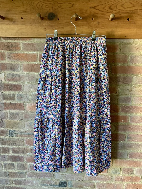Old Navy Skirt Women’s Medium Tiered Floral Print Ditsy Midi A Line Boho