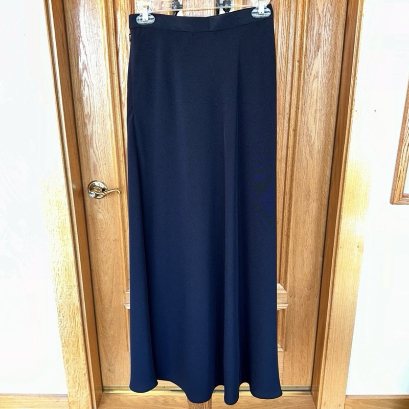Lauren Ralph Lauren Navy Blue A-Line Long Skirt Size 4 Zipper & Button Closure