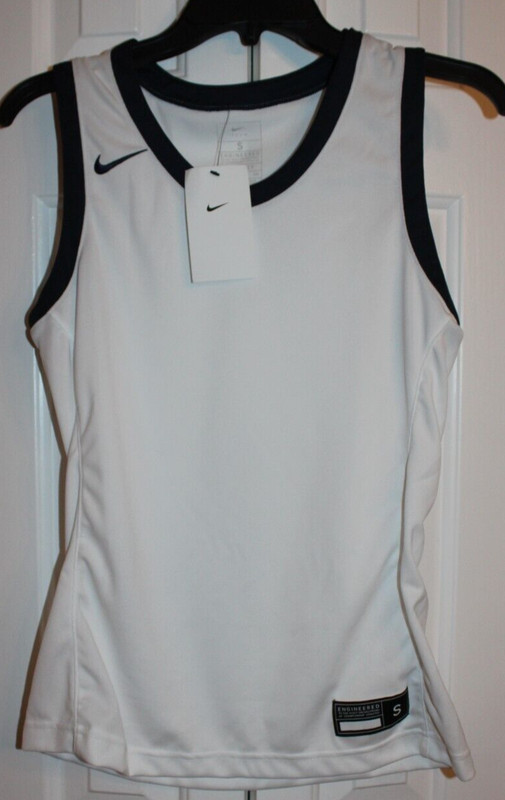 New Nike CQ4356- 107 Women’s White Crossover Basketball Jersey Size Small $57