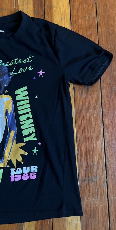 Whitney Houston 1986 Tour Graphic Print Tee WomenSmall Black “The Greatest Love” gallery