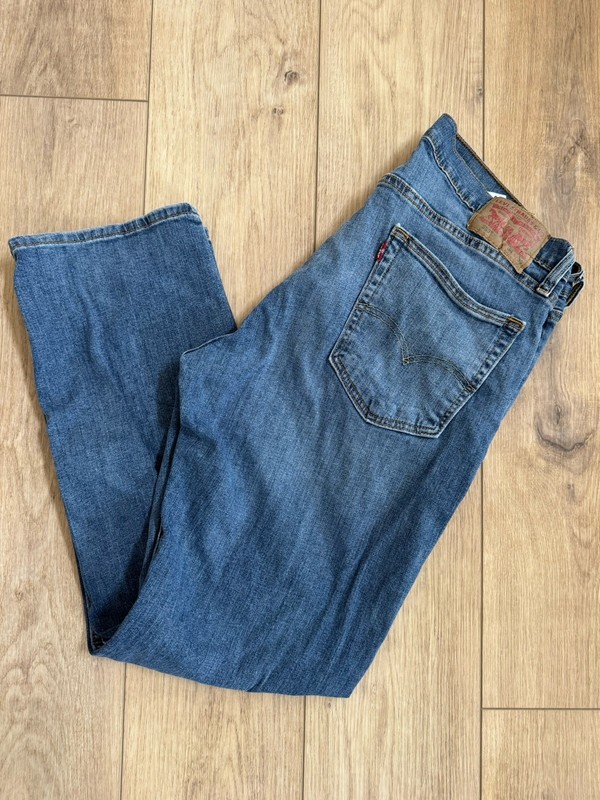 Levi’s Men’s 500 Series Blue Medium Wash Straight Regular Fit Jeans Size 36