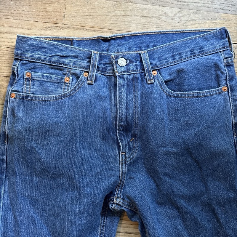 Levi's Men's Blue Denim Jeans Straight Leg Regular Fit Medium Wash 5-Pocket gallery