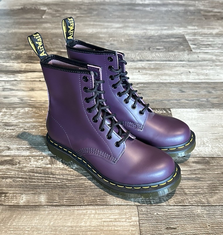 New Dr Martens 8-Hole Purple Leather Air Wair 11821 Women’s Boots Size 8