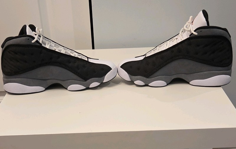 Air Jordan 13 Retro Black Flint DJ5982-060 Size 10 gallery