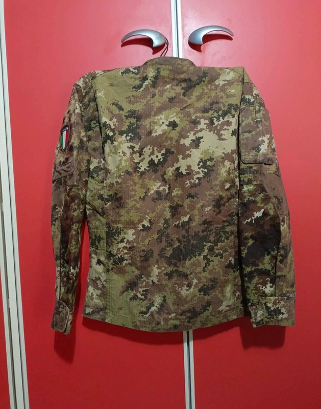 Camouflage Complete Jacket And Pants gallery